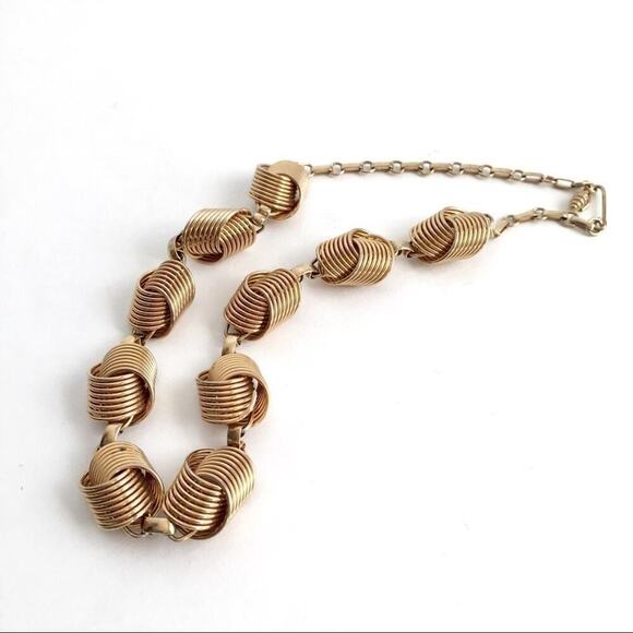 Vintage Chunky Gold Chain Necklace Love Knot Woven 60’s Retro Statement 16” Long - Picture 2 of 6